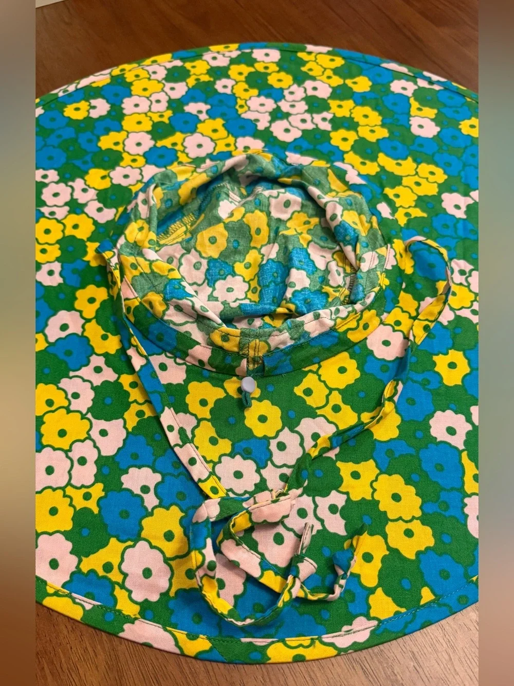BAGGU Packable Sun Hat in Flowerbed